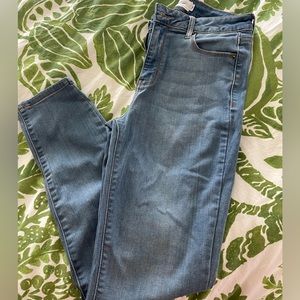 CJLA Carly Jean like new skinny jean